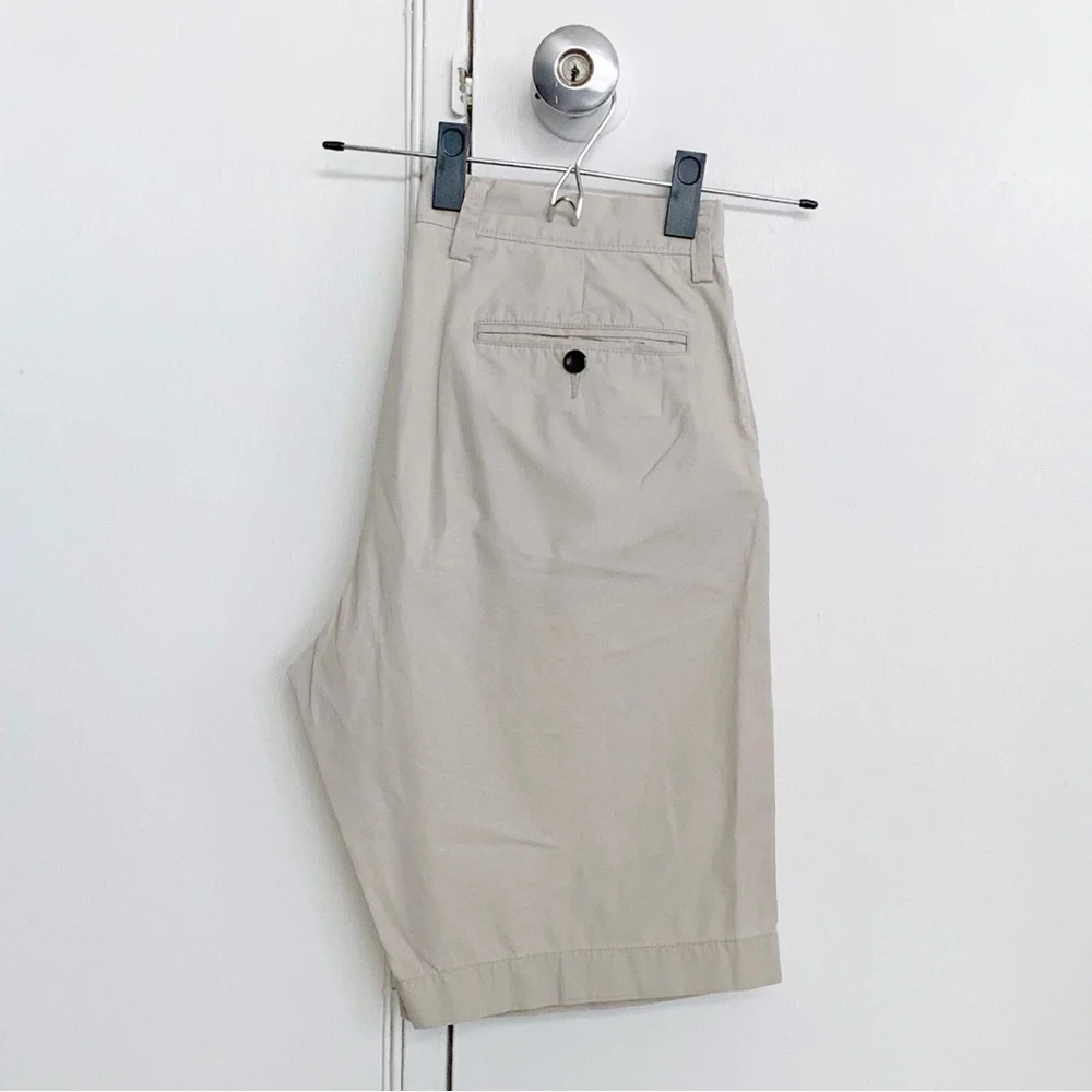 J. Crew Club tan chino shorts 11” classic preppy resort vacation beach summer 30